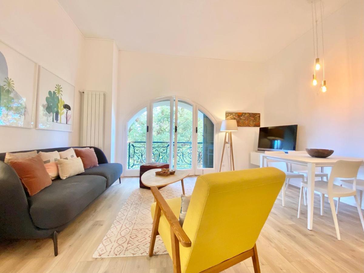 Casaviva-Stylish Trilo With Ac-Shared Pool-Parking Apartamento Génova Exterior foto